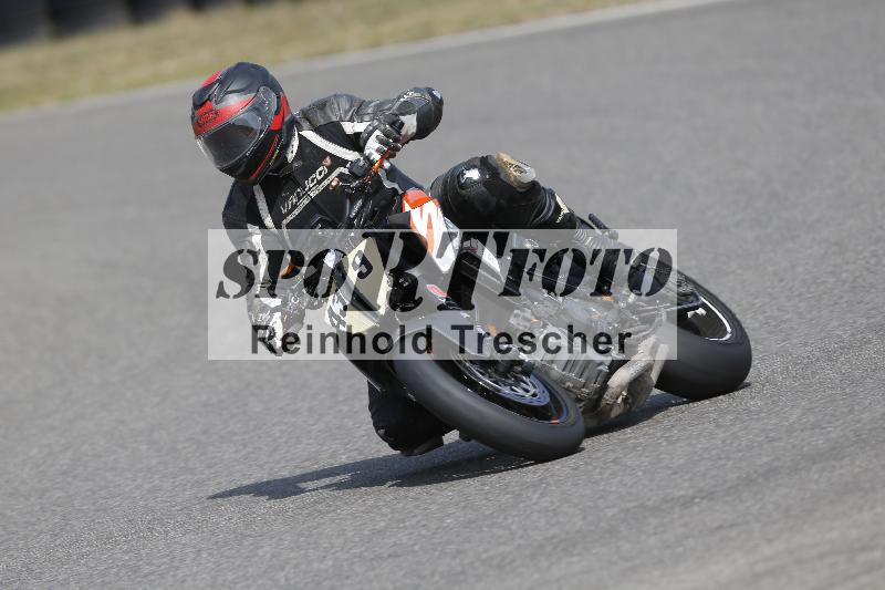 /37 09.08.2026  Pluess Motosport ADR/Einsteiger/439